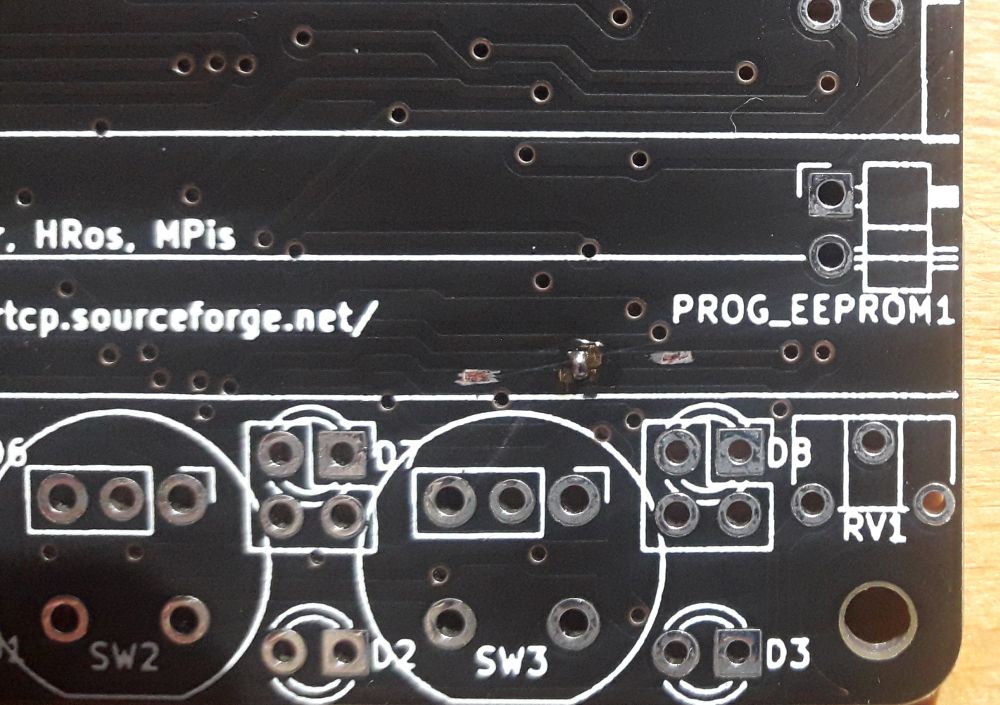 Cut traces of SDA and SCL